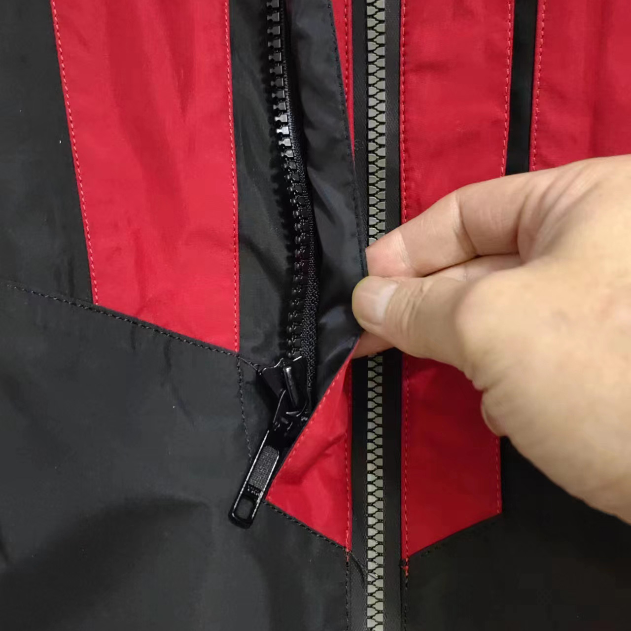 2025 جديد قوي مقاوم للماء بدلة - مراجعة Fishing Rain Suit وسعره